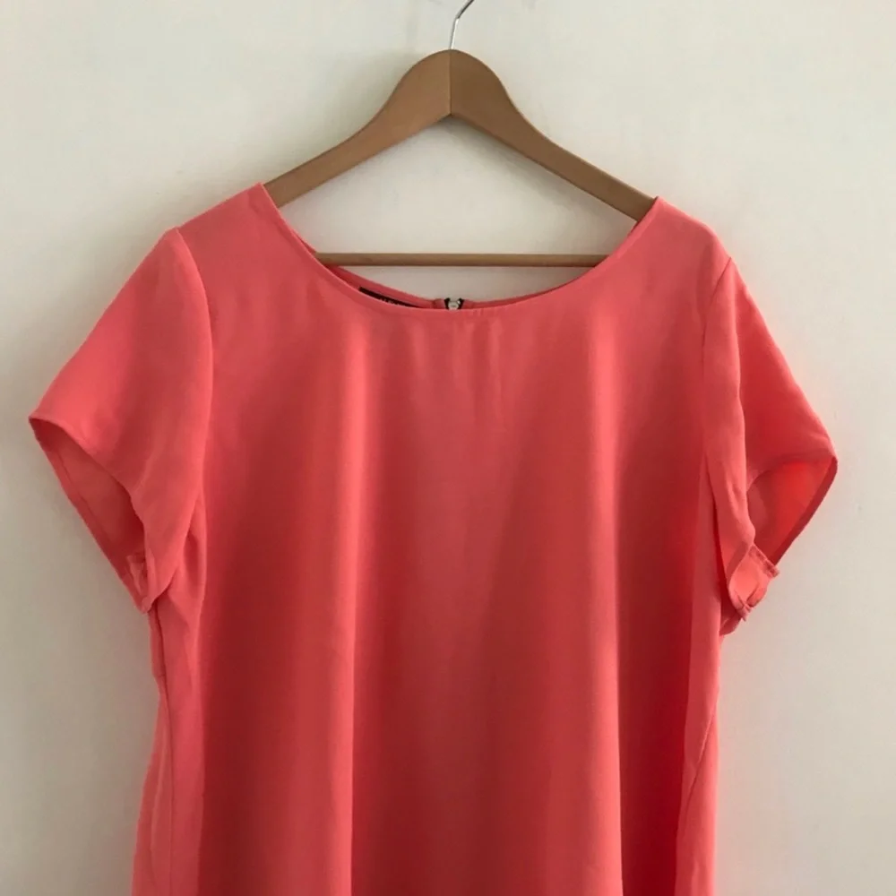 Alfani Coral High-Low Top - Picture 3 of 4